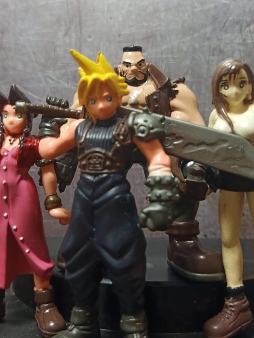 Final Fantasy VII Characters Set Keychain Swing Figures