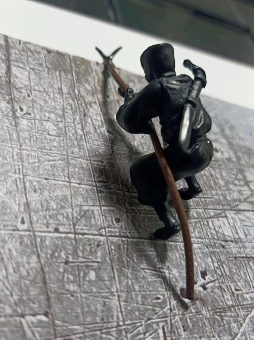 Figure Ninja Character Climb