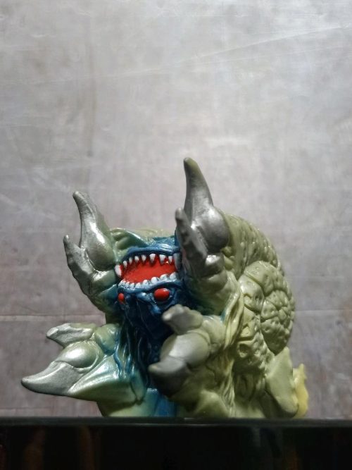Figure Vinyl Kaiju Monster Ultraman Tiga Gatanothor