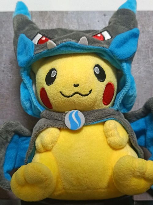 Boneka Figure Pokemon Character Pikachu Charizard Costume